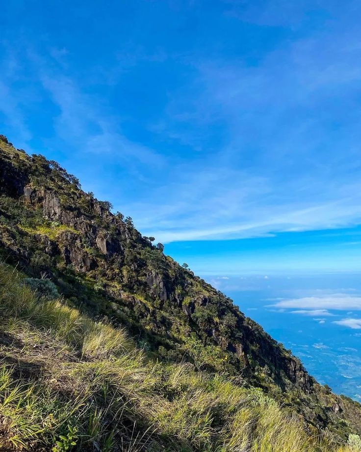 Pemandangan Gunung
